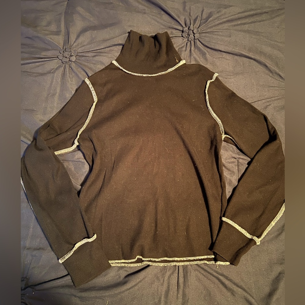 Black T shirt size S